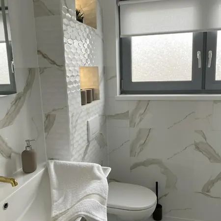 Casa Milo - 트르제삭츠