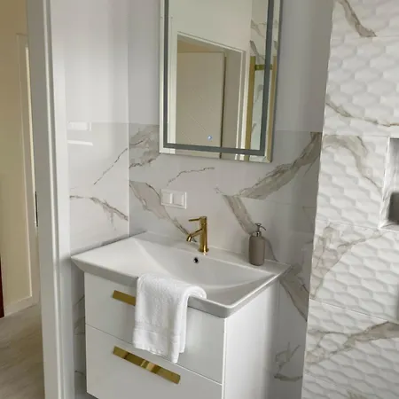 Casa Milo - * 트르제삭츠